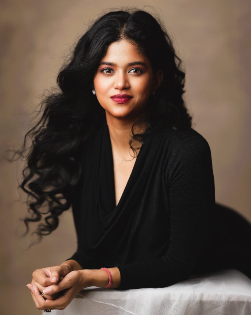 Author Nidhi Kona